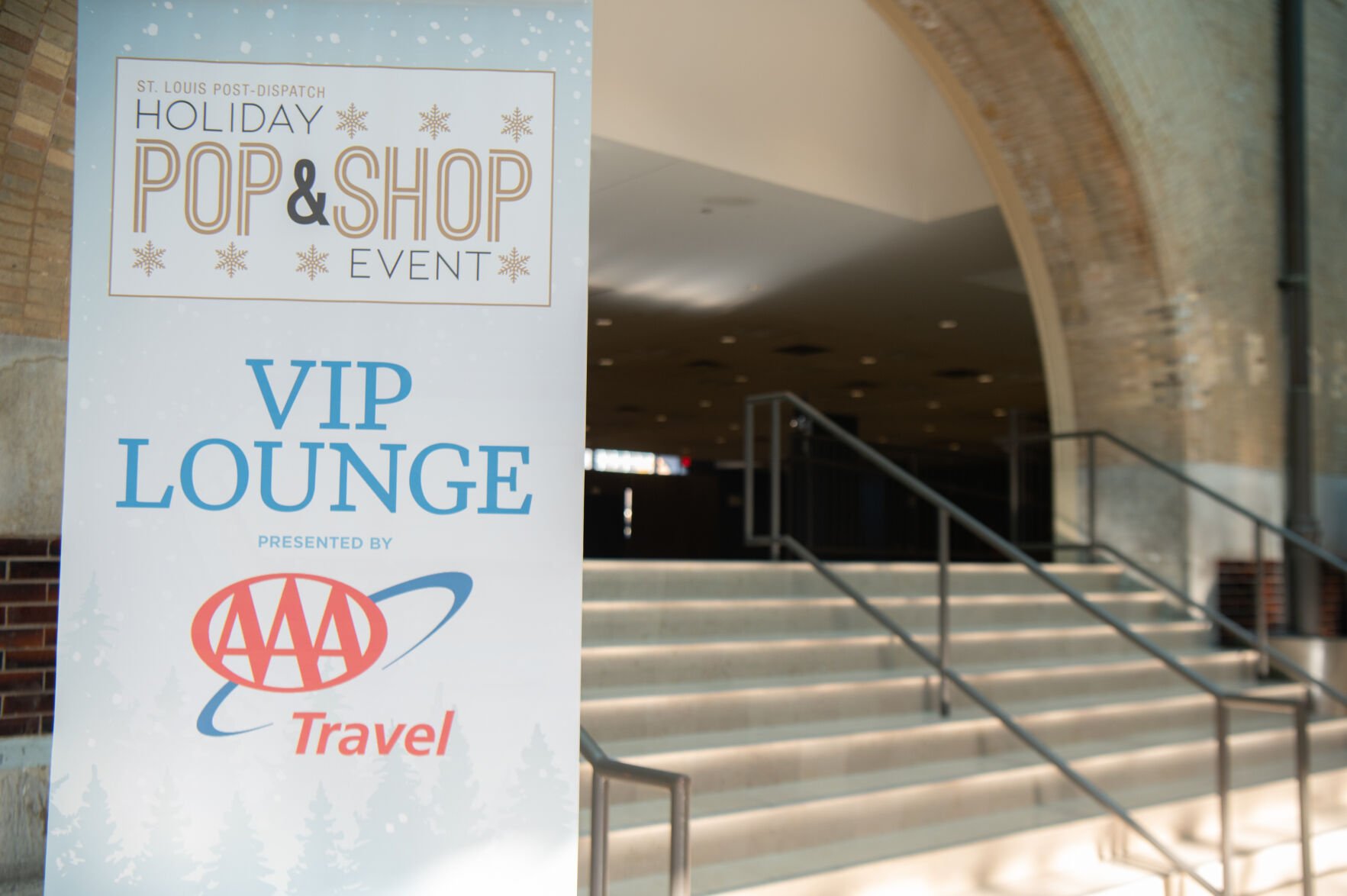 Holiday Pop & Shop at Union Station
